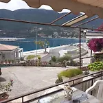 Holidays فاسيليكي