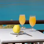 Holidays 3* فاسيليكي