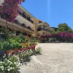 Holidays 3*